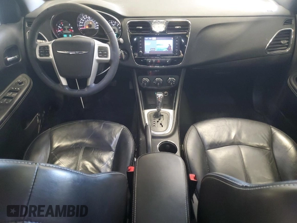 2012 Chrysler 200 Limited with VIN 1C3CCBCG5CN264108, listed as a Copart auction lot 55779105 with 131,300 mi miles and Clean Title. Bid and sale history available at DreamBid. Image 8.