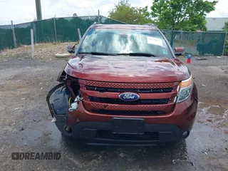 2015 Ford Explorer Limited z VIN 1FM5K8F89FGA86528, wystawiony jako IAAI lot #42190035 z przebiegiem 133 398 mil mil oraz . Historia ofert i sprzedaży dostępna na DreamBid. Obrazek 12.