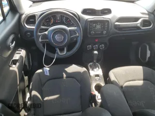 2017 Jeep Renegade Sport with VIN ZACCJAAB9HPF61383, listed as a Copart auction lot 54016175 with 87,598 mi miles and Clean title. Bid and sale history available at DreamBid. Image 8.