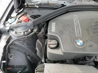 2017 BMW 3 Series 320i z VIN WBA8A9C35HK864520, wystawiony jako Copart lot #66899265 z przebiegiem 104 123 mil mil oraz Szkoda całkowita • Salvage title. Historia ofert i sprzedaży dostępna na DreamBid. Obrazek 13.