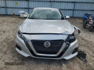 2020 Nissan Altima S with VIN 1N4BL4BV3LC244976, listed as a Copart auction lot 52528535 with 86,568 mi miles and Non repairable. Bid and sale history available at DreamBid. Image 5.