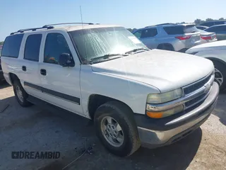 2003 Chevrolet Suburban LS with VIN 3GNEC16Z13G336322, listed as a IAAI auction lot 42832488 with 272,201 mi miles and . Bid and sale history available at DreamBid. Image 1.