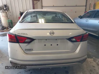 2020 Nissan Altima S with VIN 1N4BL4BV6LC197118, listed as a IAAI auction lot 41616262 with 104,382 mi miles and . Bid and sale history available at DreamBid. Image 16.