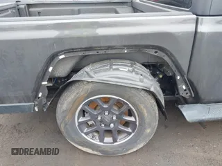 2021 Jeep Gladiator Overland с VIN 1C6HJTFG7ML620006, выставлен на аукционе IAAI как лот 41875269 с пробегом 22 655 миль миль и . История ставок и продаж доступна на DreamBid. Изображение 18.
