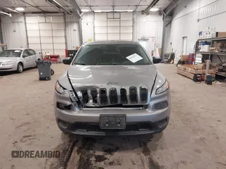 2015 Jeep Cherokee Sport with VIN 1C4PJMAB8FW594202, listed as a IAAI auction lot 40920153 with 235,933 mi miles. Bid and sale history available at carsss.com. Image 12.