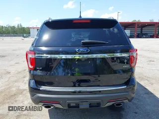 2018 Ford Explorer XLT z VIN 1FM5K8D89JGC38674, wystawiony jako IAAI lot #42277468 z przebiegiem 131 664 mil mil oraz . Historia ofert i sprzedaży dostępna na DreamBid. Obrazek 16.