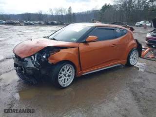 2015 Hyundai Veloster Turbo with VIN KMHTC6AE5FU240790, listed as a IAAI auction lot 41497795 with 180,601 mi miles. Bid and sale history available at carsss.com. Image 2.