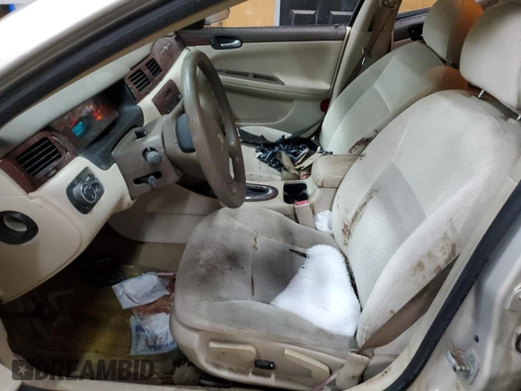 2008 Chevrolet Impala LS z VIN 2G1WB58K081229715, wystawiony jako Copart lot #75745984 z przebiegiem 174 920 mil mil oraz Czysty tytuł • Clean title. Historia ofert i sprzedaży dostępna na DreamBid. Obrazek 7.