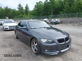 2007 BMW 3 Series 335i with VIN WBAWL73527PX48880, listed as a IAAI auction lot 42636823 with 101,520 mi miles and . Bid and sale history available at DreamBid. Image 1.