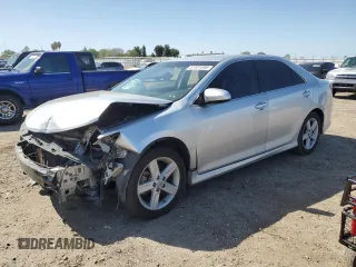 2013 Toyota Camry L with VIN 4T1BF1FK0DU644727, listed as a Copart auction lot 51551995 with 0 mi miles and Salvage Title. Bid and sale history available at carsss.com. Image 1.