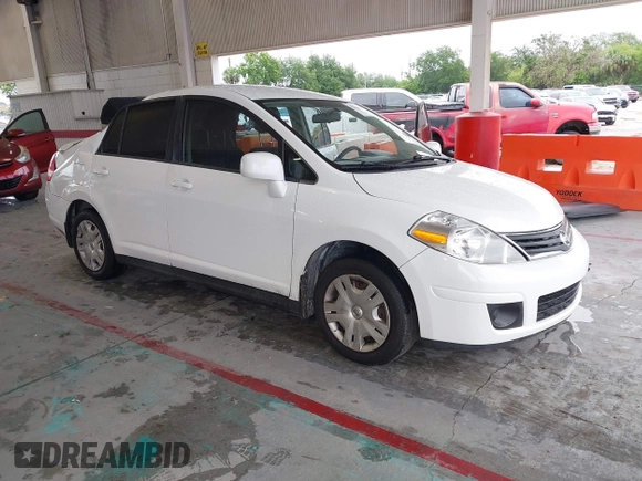 2010 Nissan Versa S с VIN 3N1BC1AP8AL391813, выставлен на аукционе IAAI как лот 42224883 с пробегом 103 839 миль миль и . История ставок и продаж доступна на DreamBid. Изображение 1.