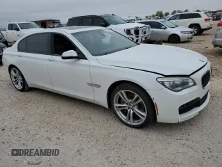 2014 BMW 7 Series ALPINA B7 with VIN WBAYE8C52ED780400, listed as a Copart auction lot 82196834 with 0 mi miles and Salvage Title. Bid and sale history available at carsss.com. Image 4.