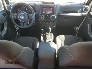 2018 Jeep Wrangler JK Unlimited Sahara with VIN 1C4HJWEG0JL929209, listed as a Copart auction lot 82971914 with 97,812 mi miles and Non Repairable. Bid and sale history available at carsss.com. Image 8.