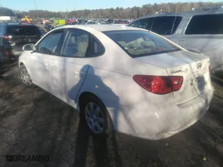 2008 Hyundai Elantra GLS with VIN KMHDU46D68U377326, listed as a IAAI auction lot 38772556 with 177,457 mi miles. Bid and sale history available at carsss.com. Image 3.