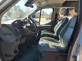 2016 Ford Transit Cargo z VIN 1FTYR1ZM3GKA64620, wystawiony jako Copart lot #44920645 z przebiegiem 132 952 mil mil oraz Szkoda całkowita • Salvage title. Historia ofert i sprzedaży dostępna na DreamBid. Obrazek 7.