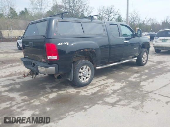 2011 GMC Sierra 2500HD Work Truck z VIN 1GT22ZC82BZ459036, wystawiony jako IAAI lot #42126973 z przebiegiem 122 296 mil mil oraz . Historia ofert i sprzedaży dostępna na DreamBid. Obrazek 4.