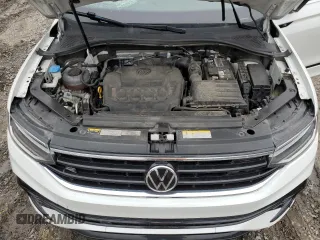 2022 Volkswagen Tiguan SE R-Line Black with VIN 3VV8B7AX8NM072183, listed as a Copart auction lot 42331045 with 87,387 mi miles and Salvage Title. Bid and sale history available at DreamBid. Image 12.