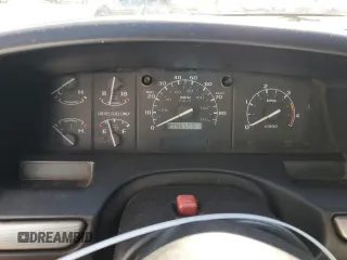 1993 Ford F-250 with VIN 2FTHF26M3PCB23740, listed as a Copart auction lot 68377914 with 279,650 mi miles and Salvage Title. Bid and sale history available at carsss.com. Image 9.