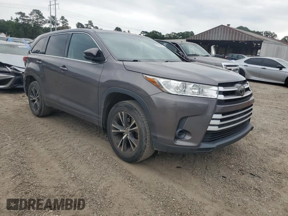 2018 Toyota Highlander LE with VIN 5TDZARFHXJS035987, listed as a Copart auction lot 57495055 with 125,642 mi miles and Salvage title. Bid and sale history available at DreamBid. Image 4.