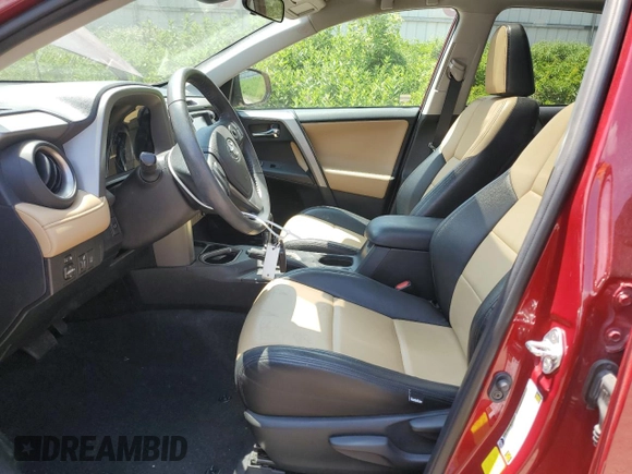 2018 Toyota RAV4 XLE z VIN 2T3WFREV2JW450439, wystawiony jako Copart lot #63300815 z przebiegiem 57 882 mil mil oraz Szkoda całkowita • Salvage title. Historia ofert i sprzedaży dostępna na DreamBid. Obrazek 7.
