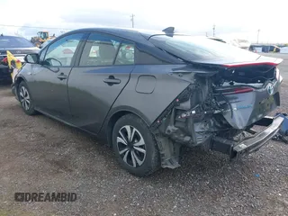 2017 Toyota Prius Plus z VIN JTDKARFP8H3054476, wystawiony jako IAAI lot #41914158 z przebiegiem 146 902 mil mil oraz . Historia ofert i sprzedaży dostępna na DreamBid. Obrazek 3.