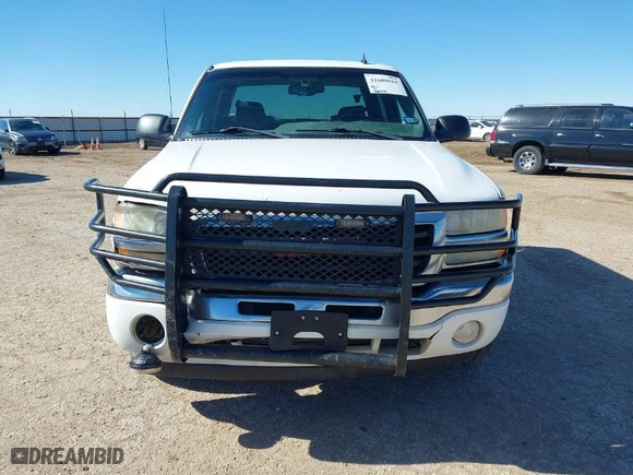2006 GMC Sierra 1500 SLT with VIN 2GTEK13T061170674, listed as a IAAI auction lot 41680561 with 222,276 mi miles. Bid and sale history available at carsss.com. Image 12.