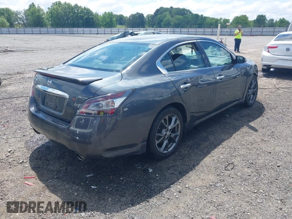 2012 Nissan Maxima S z VIN 1N4AA5AP0CC868910, wystawiony jako IAAI lot #42223925 z przebiegiem 181 877 mil mil oraz . Historia ofert i sprzedaży dostępna na DreamBid. Obrazek 4.