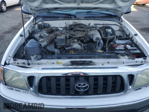 2004 Toyota Tacoma PreRunner with VIN 5TESM92N34Z337312, listed as a Copart auction lot 42856015 with 302,252 mi miles and Clean title. Bid and sale history available at DreamBid. Image 12.