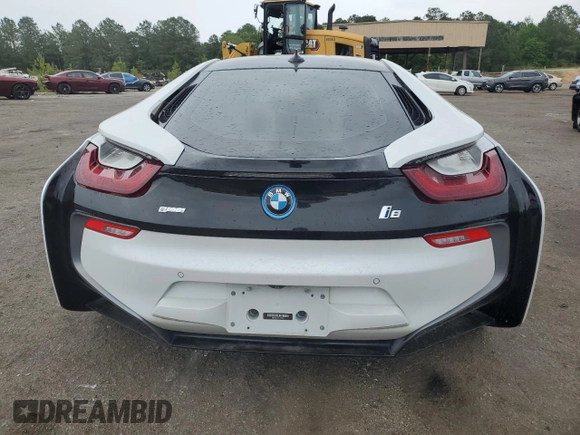 2014 BMW i8 z VIN WBY2Z2C51EVX64207, wystawiony jako Copart lot #56193905 z przebiegiem 84 427 mil mil oraz Czysty tytuł • Clean title. Historia ofert i sprzedaży dostępna na DreamBid. Obrazek 6.