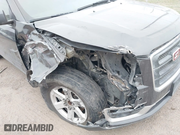 2014 GMC Acadia SLE with VIN 1GKKRPKD4EJ322136, listed as a IAAI auction lot 41569759 with 204,324 mi miles. Bid and sale history available at carsss.com. Image 6.