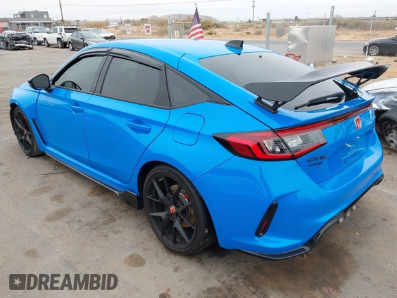 2024 Honda Civic Type R z VIN JHMFL5G44RX002487, wystawiony jako IAAI lot #41053656 z przebiegiem 8 672 mil mil oraz . Historia ofert i sprzedaży dostępna na DreamBid. Obrazek 3.