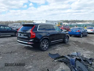 2021 Volvo XC90 Inscription с VIN YV4A22PL8M1770292, выставлен на аукционе IAAI как лот 41991101 с пробегом 61 489 миль миль и . История ставок и продаж доступна на DreamBid. Изображение 4.