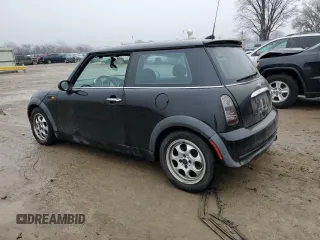 2005 MINI Hardtop z VIN WMWRC33525TK61317, wystawiony jako Copart lot #43325015 z przebiegiem 159 089 mil mil oraz Szkoda całkowita • Salvage title. Historia ofert i sprzedaży dostępna na DreamBid. Obrazek 2.