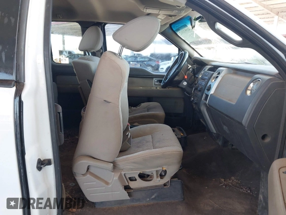 2010 Ford F-150 XL with VIN 1FTEX1C86AFD91615, listed as a IAAI auction lot 41953312 with 227,357 mi miles. Bid and sale history available at carsss.com. Image 5.