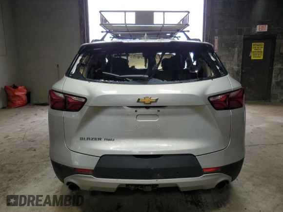 2019 Chevrolet Blazer z VIN 3GNKBGRS9KS596406, wystawiony jako Copart lot #64641185 z przebiegiem Nie podano mil oraz Szkoda całkowita • Salvage title. Historia ofert i sprzedaży dostępna na DreamBid. Obrazek 6.