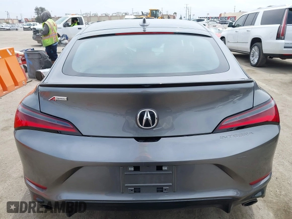 2024 Acura Integra w/A-Spec Package with VIN 19UDE4H33RA022981, listed as a IAAI auction lot 42344974 with 15,838 mi miles and . Bid and sale history available at DreamBid. Image 16.