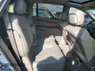 2009 Mercedes-Benz R 3.5L with VIN 4JGCB65E29A100893, listed as a Copart auction lot 46970625 with 114,118 mi miles and Salvage Title. Bid and sale history available at carsss.com. Image 11.