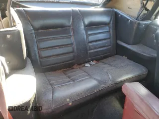 1984 Ford Mustang z VIN 1FABP27M8EF128103, wystawiony jako Copart lot #82441794 z przebiegiem 51 912 mil mil oraz Czysty tytuł • Clean title. Historia ofert i sprzedaży dostępna na DreamBid. Obrazek 10.
