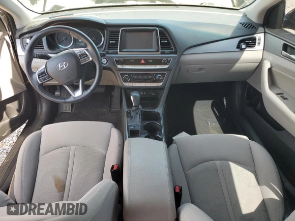 2018 Hyundai Sonata SEL z VIN 5NPE34AF7JH644400, wystawiony jako Copart lot #56585165 z przebiegiem 87 554 mil mil oraz Szkoda całkowita • Salvage title. Historia ofert i sprzedaży dostępna na DreamBid. Obrazek 8.