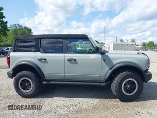2024 Ford Bronco Big Bend с VIN 1FMDE7BH4RLA68548, выставлен на аукционе IAAI как лот 42540646 с пробегом 7 945 миль миль и . История ставок и продаж доступна на DreamBid. Изображение 14.