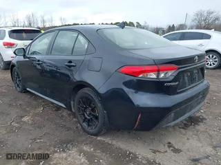 2020 Toyota Corolla LE with VIN JTDEPRAE6LJ059732, listed as a IAAI auction lot 41877377 with 70,015 mi miles. Bid and sale history available at carsss.com. Image 3.