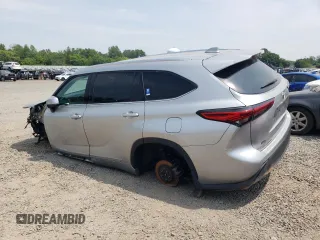 2021 Toyota Highlander XLE with VIN 5TDGZRBH3MS113004, listed as a Copart auction lot 59550405 with Not provided miles and Salvage title. Bid and sale history available at DreamBid. Image 2.