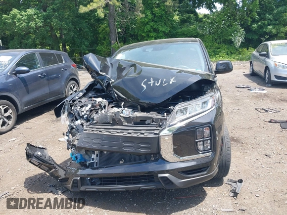 2023 Mitsubishi Outlander ES z VIN JA4ARUAU2PU008729, wystawiony jako IAAI lot #39558734 z przebiegiem 7 466 mil mil oraz . Historia ofert i sprzedaży dostępna na DreamBid. Obrazek 6.