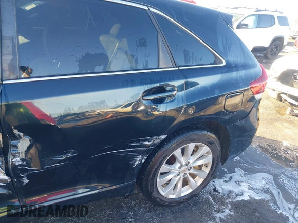 2013 Toyota Venza LE with VIN 4T3ZA3BB6DU068311, listed as a IAAI auction lot 41341099 with 194,505 mi miles. Bid and sale history available at carsss.com. Image 17.