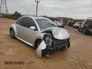 2004 Volkswagen New Beetle Coupe GLS with VIN 3VWCK31C54M414103, listed as a Copart auction lot 83652174 with 68,132 mi miles and Salvage Title. Bid and sale history available at carsss.com. Image 11.