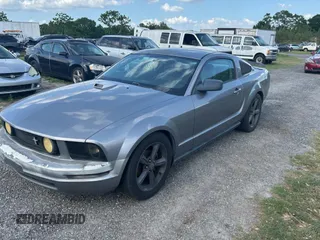2007 Ford Mustang Deluxe with VIN 1ZVFT80N975342231, listed as a Copart auction lot 51870915 with 175,676 mi miles and Clean Title. Bid and sale history available at carsss.com. Image 2.