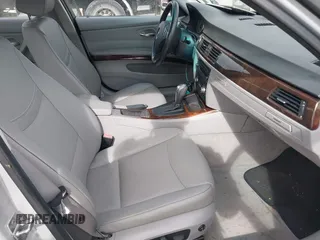 2011 BMW 3 Series 328i with VIN WBAPH5C50BA441956, listed as a IAAI auction lot 41903593 with 100,455 mi miles and . Bid and sale history available at carsss.com. Image 5.