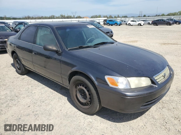 2001 Toyota Camry CE z VIN 4T1BG22K61U780042, wystawiony jako Copart lot #58605455 z przebiegiem 163 833 mil mil oraz Szkoda całkowita • Salvage title. Historia ofert i sprzedaży dostępna na DreamBid. Obrazek 4.