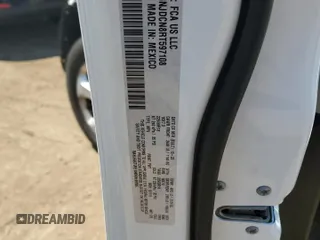 2024 Jeep Compass Limited z VIN 3C4NJDCN8RT597108, wystawiony jako Copart lot #57297785 z przebiegiem Nie podano mil oraz Nie do naprawy • Non repairable. Historia ofert i sprzedaży dostępna na DreamBid. Obrazek 12.