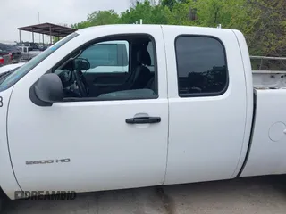 2011 Chevrolet Silverado 1500 Work Truck with VIN 1GCRKPE39BZ458020, listed as a IAAI auction lot 41935415 with 278,522 mi miles and . Bid and sale history available at DreamBid. Image 15.